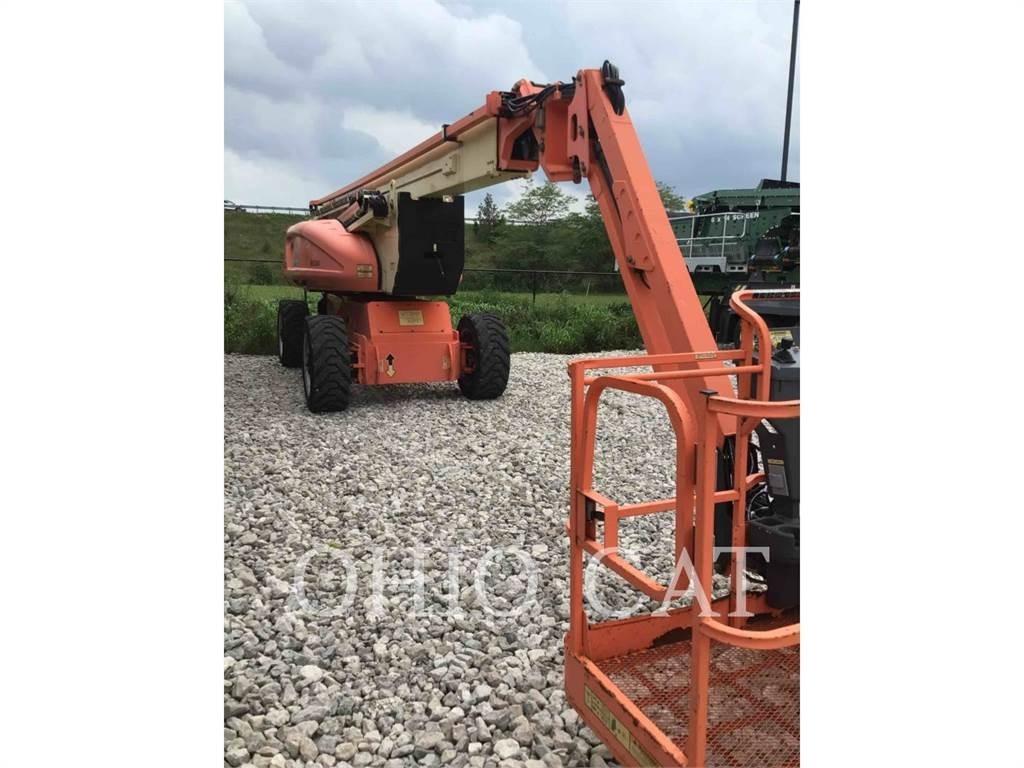 JLG 1250AJP ブームリフト　屈伸型