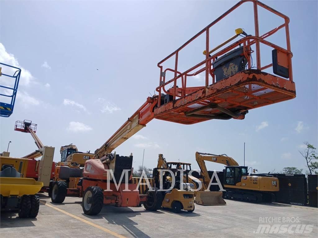JLG 1250AJP ブームリフト　屈伸型
