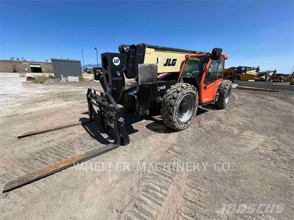 JLG 1255 テレスコーピックハンドラー