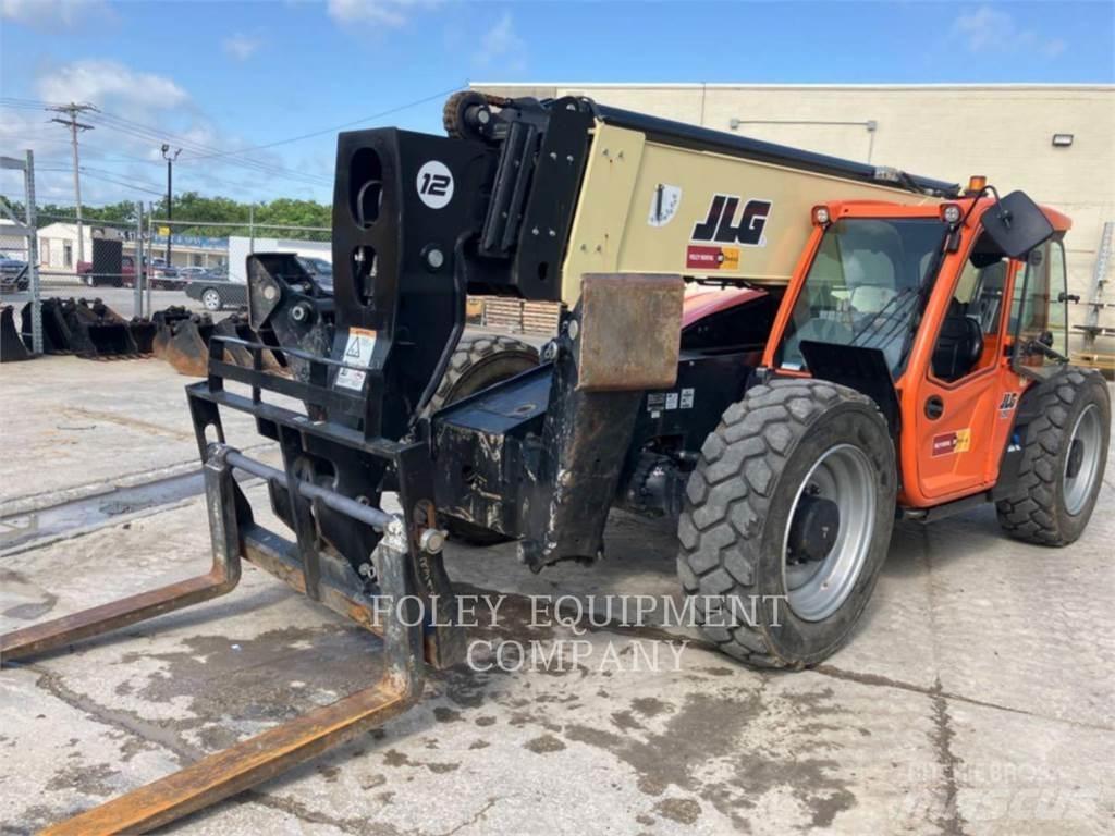 JLG 1255C テレスコーピックハンドラー