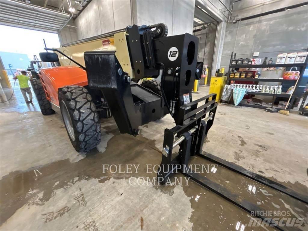 JLG 1255C テレスコーピックハンドラー