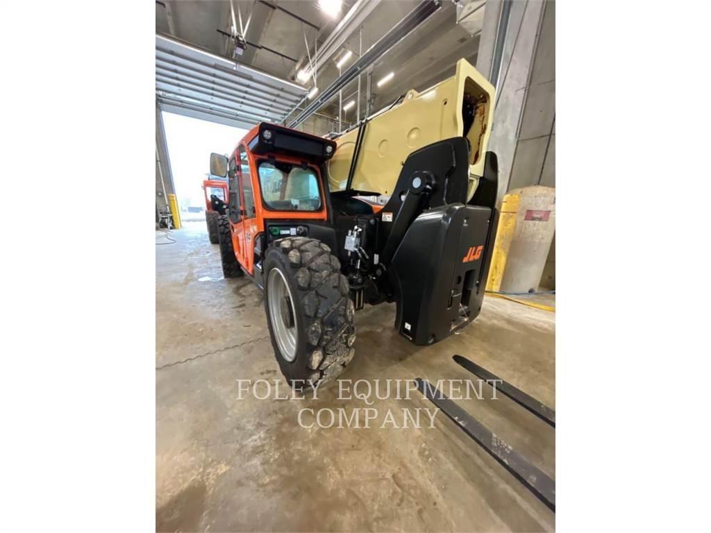 JLG 1255C テレスコーピックハンドラー