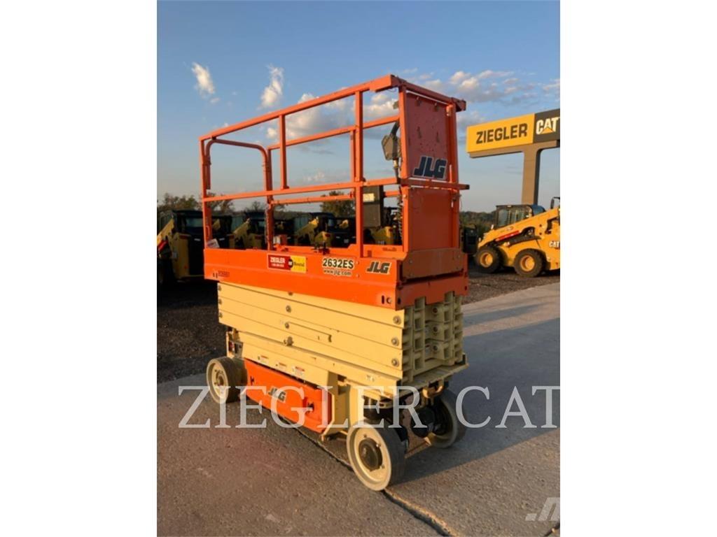 JLG 2632ES シザースリフト