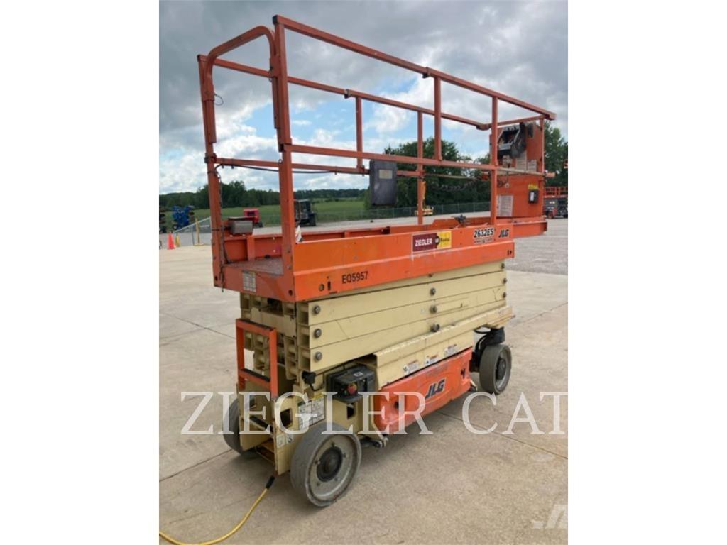 JLG 2632ES シザースリフト