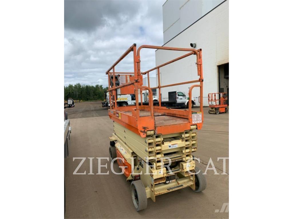 JLG 3246ES シザースリフト