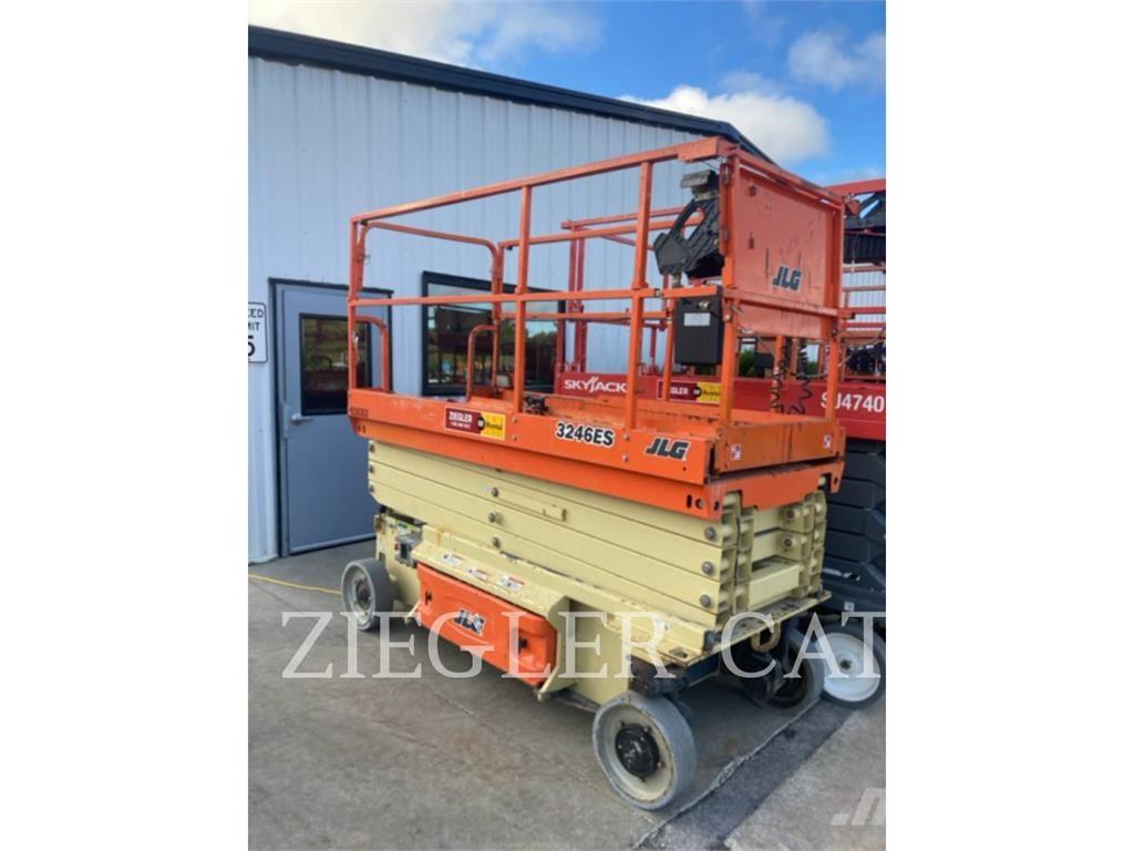 JLG 3246ES シザースリフト