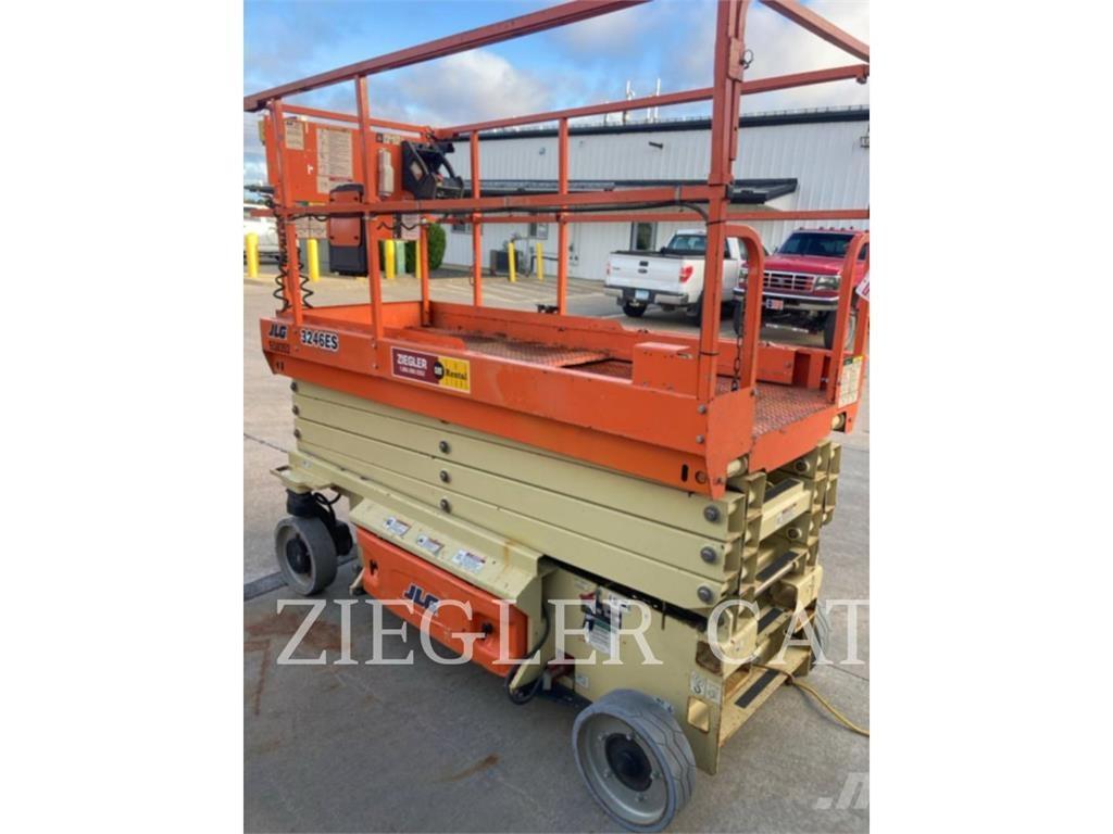 JLG 3246ES シザースリフト