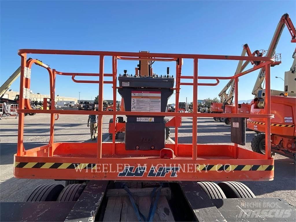 JLG 460SJ ブームリフト　屈伸型