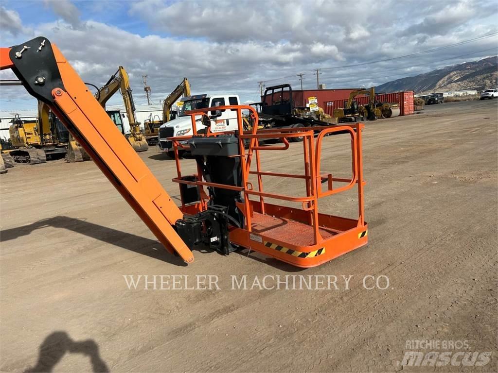 JLG 460SJ ブームリフト　屈伸型