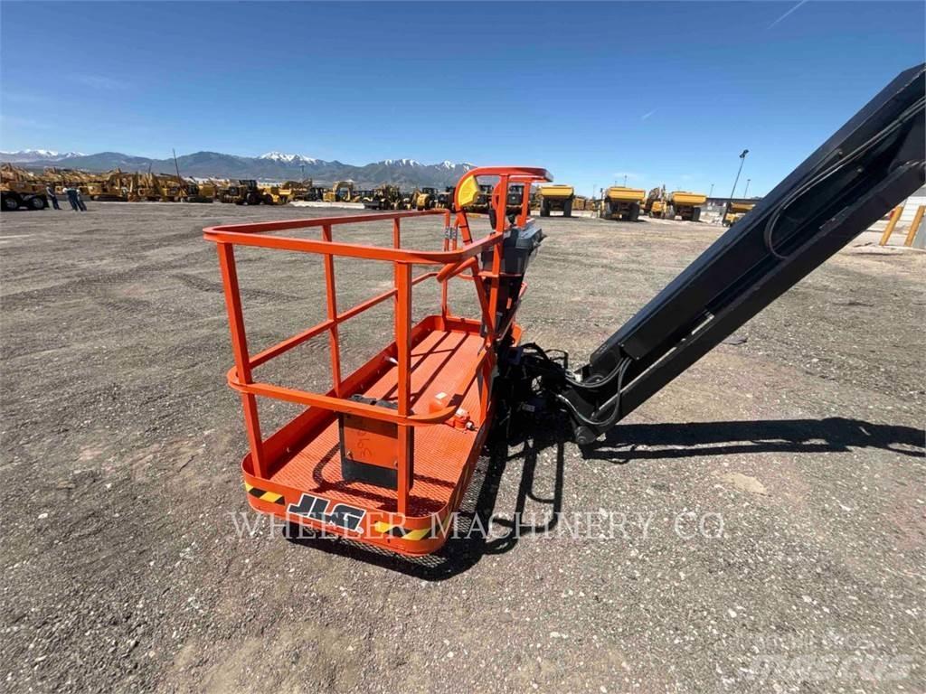 JLG 460SJ ブームリフト　屈伸型