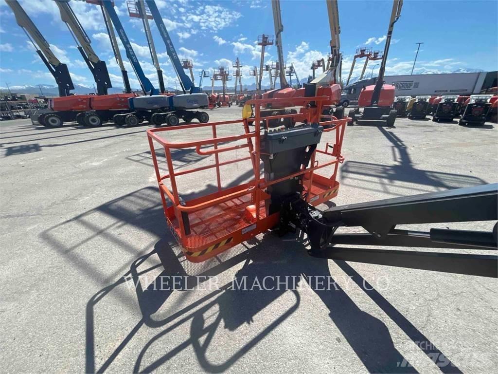 JLG 460SJ ブームリフト　屈伸型