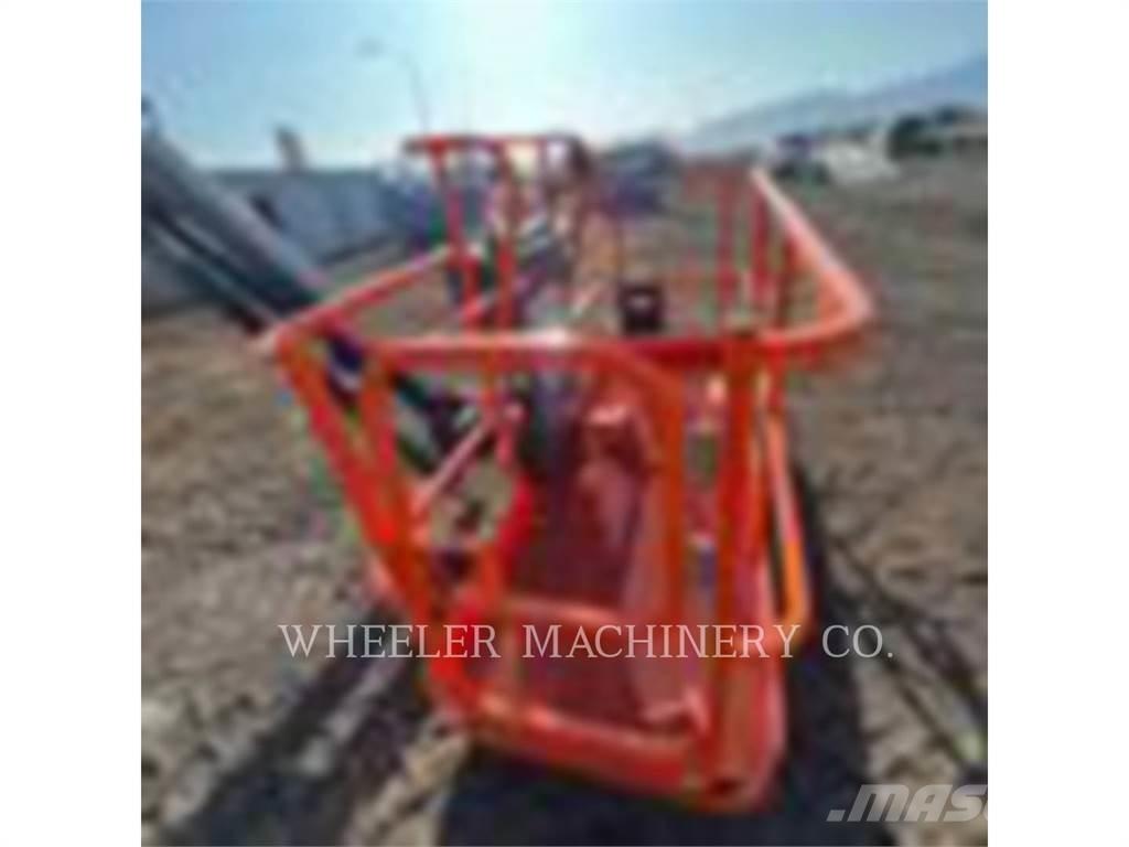 JLG 460SJ ブームリフト　屈伸型