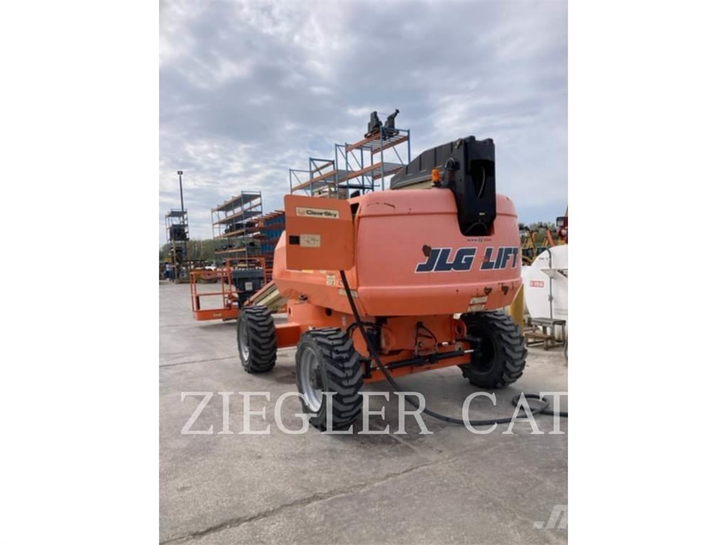 JLG 600S ブームリフト　屈伸型