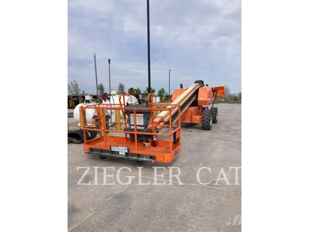 JLG 600S ブームリフト　屈伸型