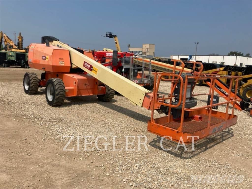 JLG 600S ブームリフト　屈伸型