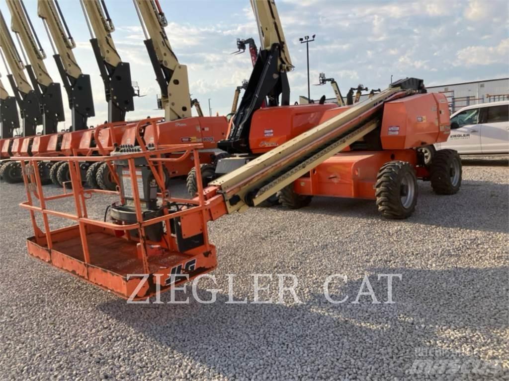 JLG 600S ブームリフト　屈伸型