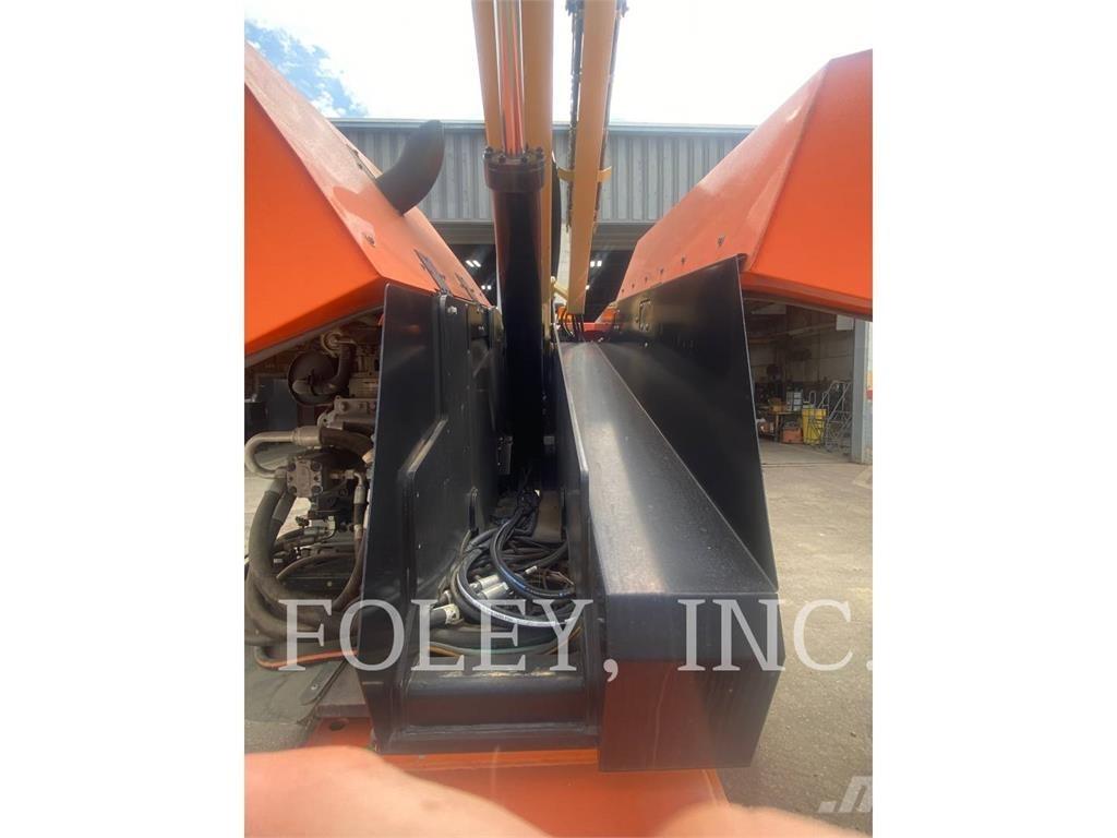 JLG 600S ブームリフト　屈伸型