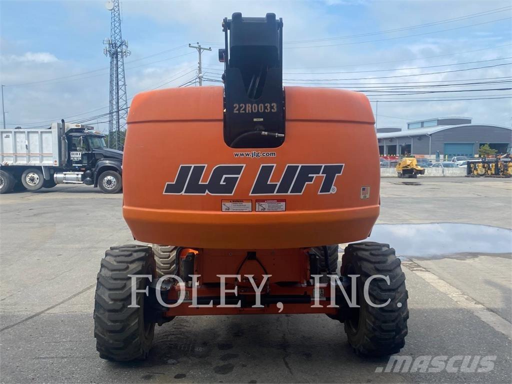 JLG 600S ブームリフト　屈伸型