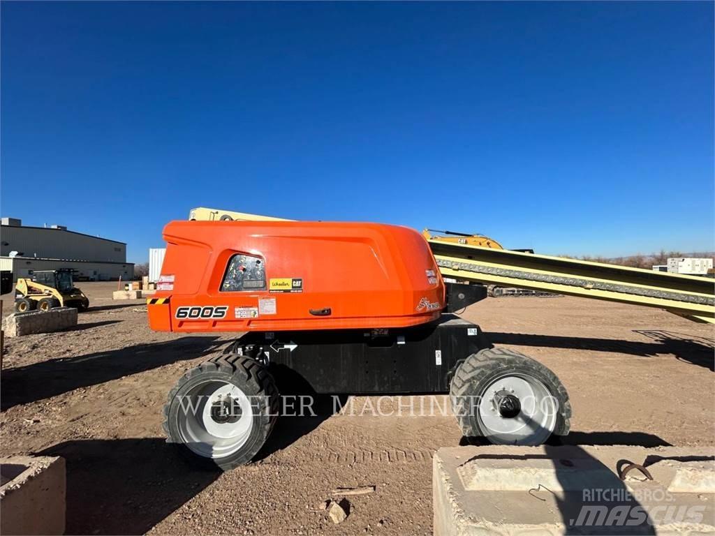 JLG 600S SP ブームリフト　屈伸型