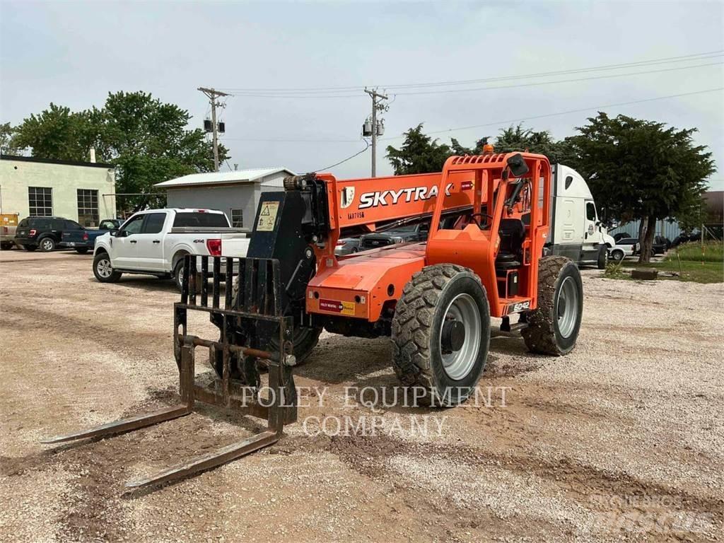 JLG 6042 テレスコーピックハンドラー