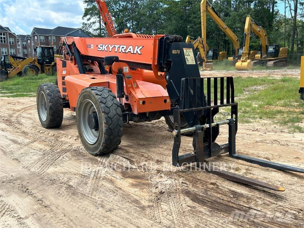 JLG 6042 テレスコーピックハンドラー