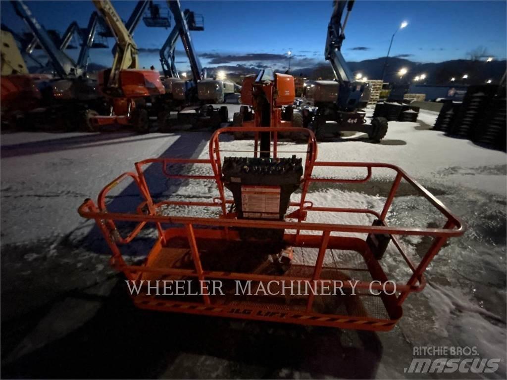 JLG 660SJ ブームリフト　屈伸型