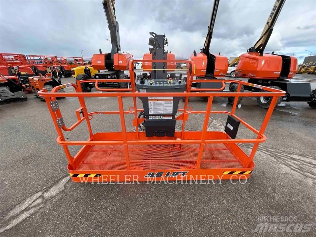 JLG 660SJ ブームリフト　屈伸型