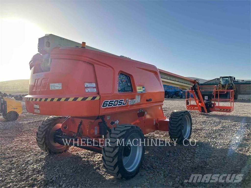 JLG 660SJ ブームリフト　屈伸型