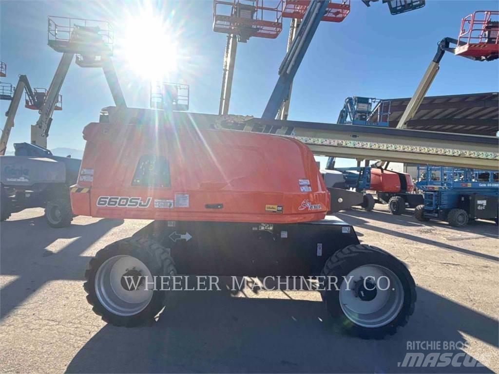 JLG 660SJ ブームリフト　屈伸型
