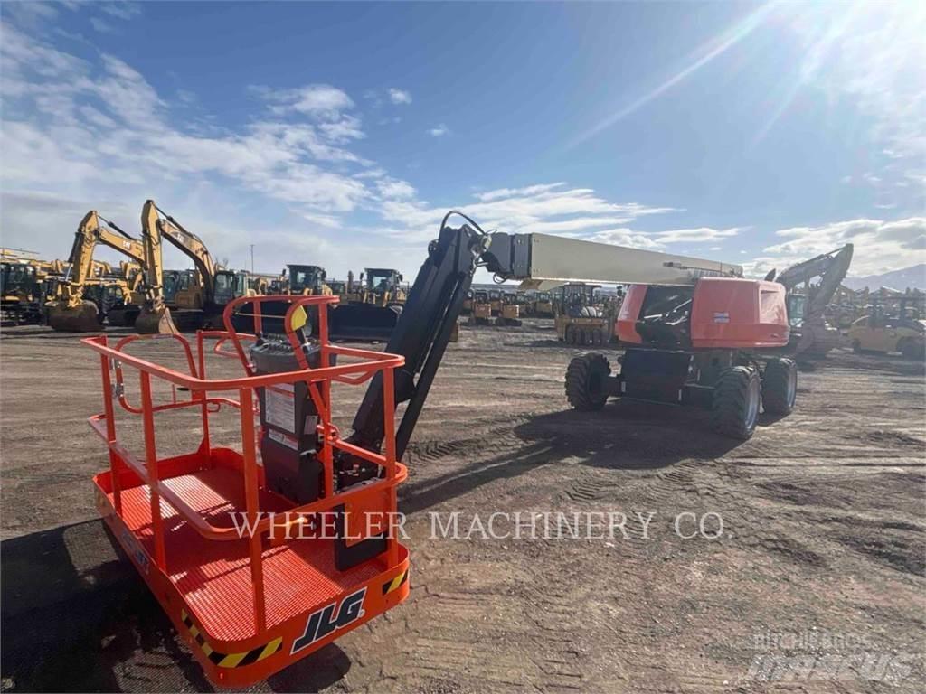 JLG 660SJ ブームリフト　屈伸型