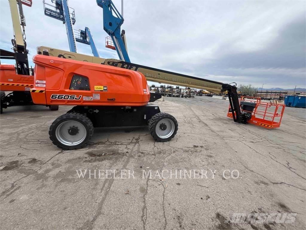 JLG 660SJ ブームリフト　屈伸型