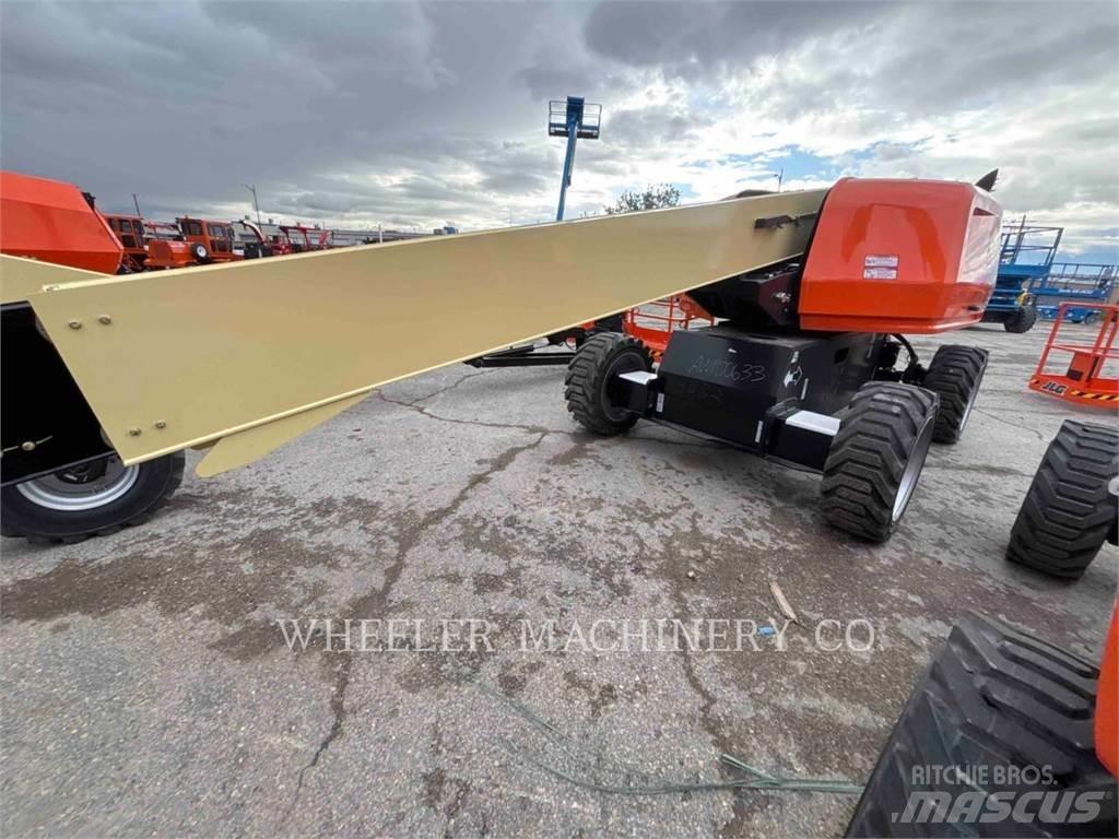 JLG 660SJ ブームリフト　屈伸型
