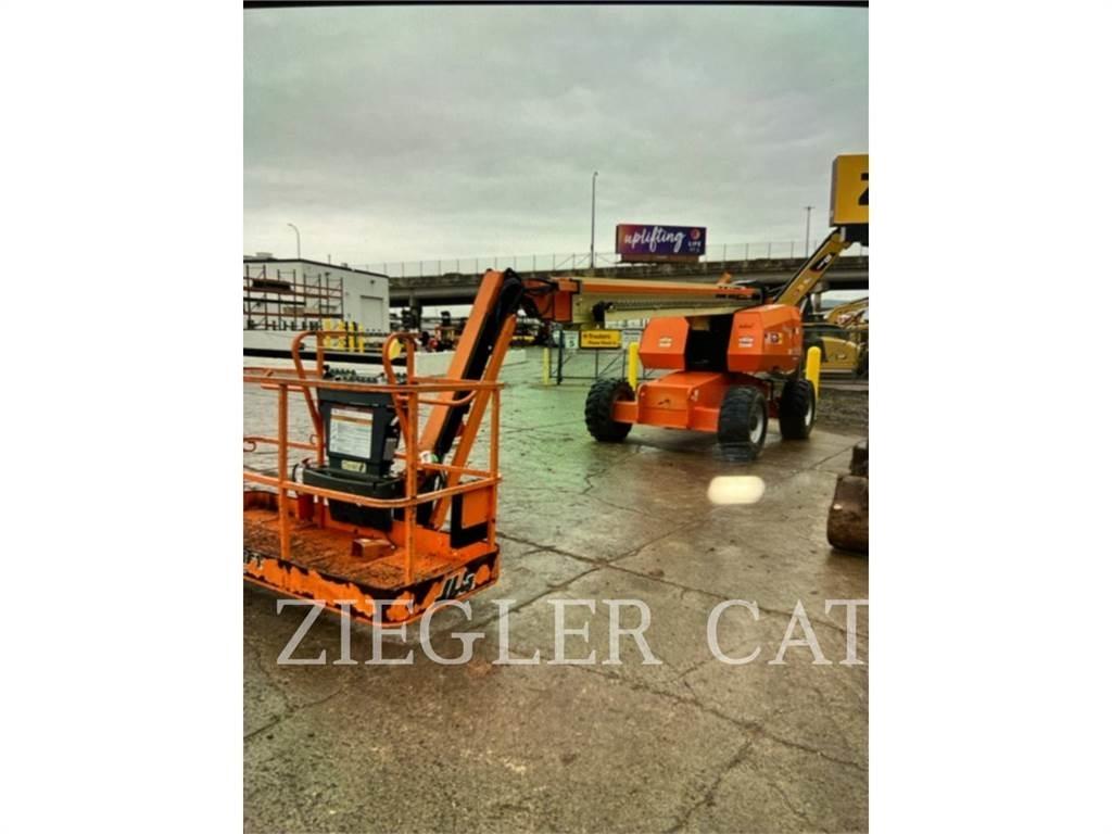 JLG 660SJ ブームリフト　屈伸型