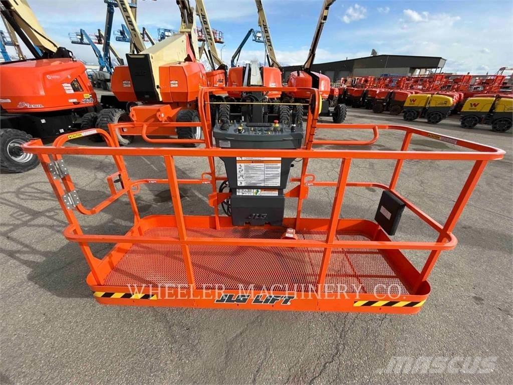 JLG 660SJ SP ブームリフト　屈伸型