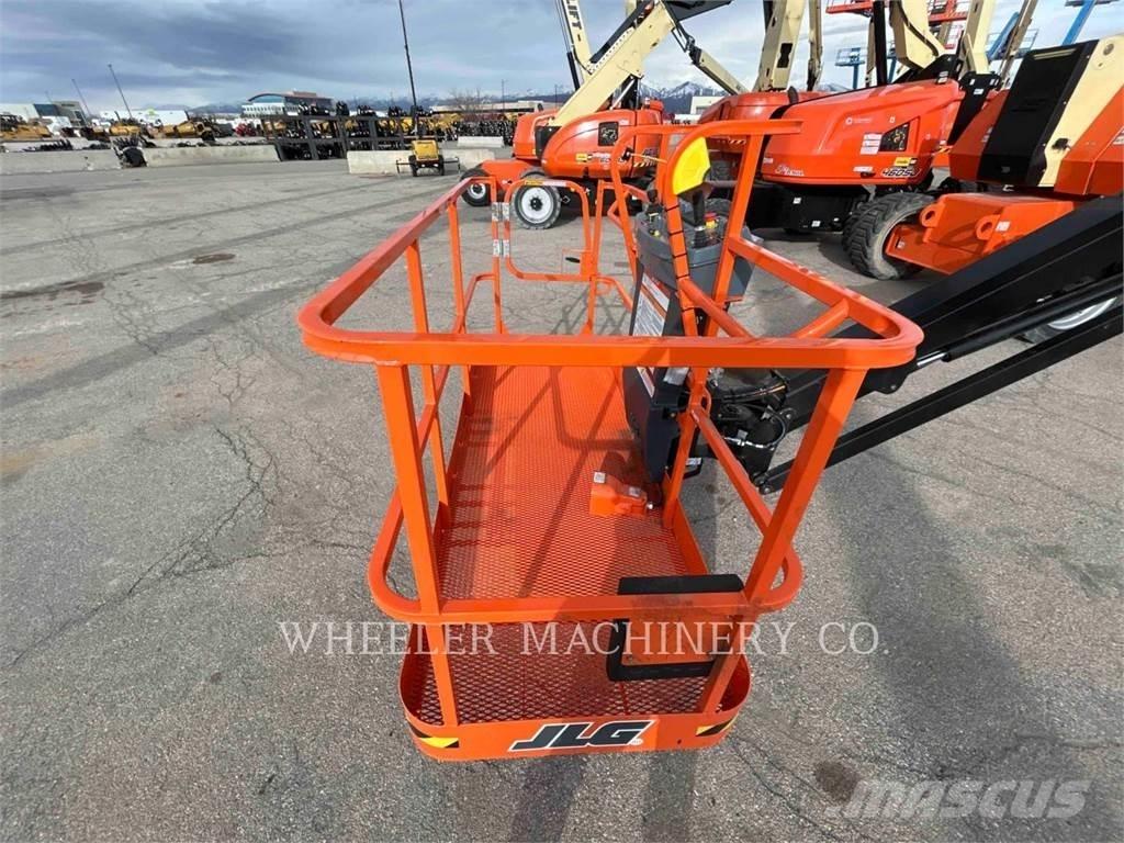 JLG 660SJ SP ブームリフト　屈伸型
