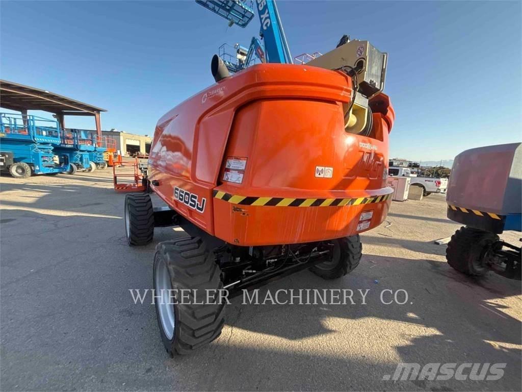 JLG 660SJ SP ブームリフト　屈伸型