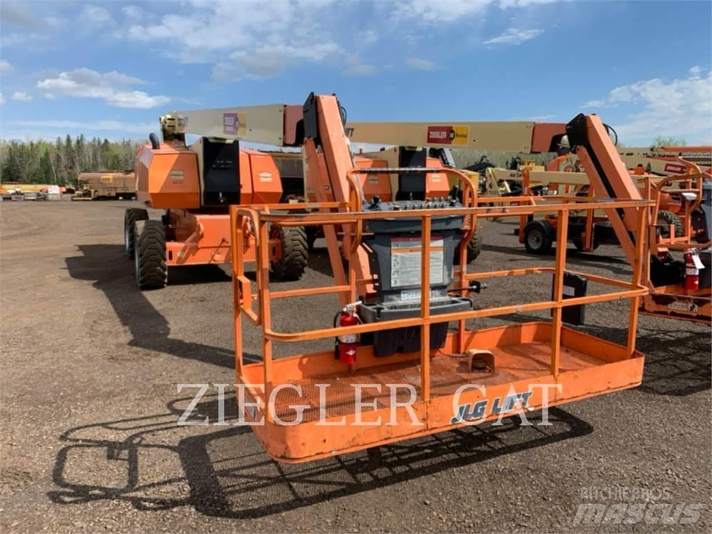 JLG 800AJ ブームリフト　屈伸型