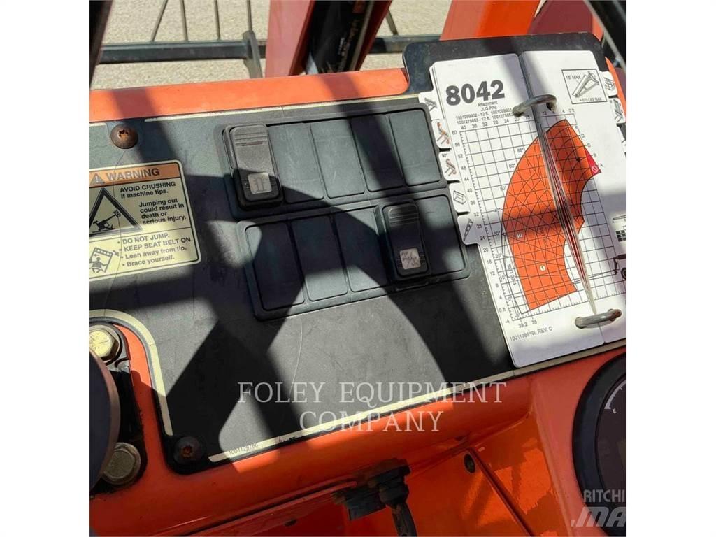 JLG 8042 テレスコーピックハンドラー