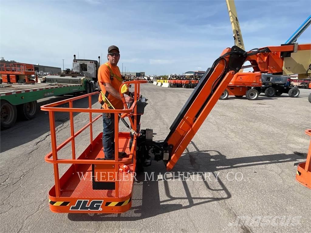 JLG 860SJ ブームリフト　屈伸型