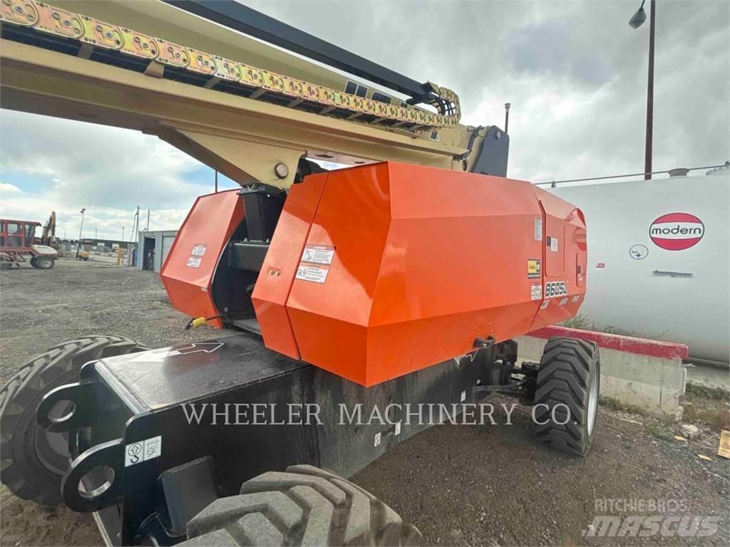 JLG 860SJ ブームリフト　屈伸型