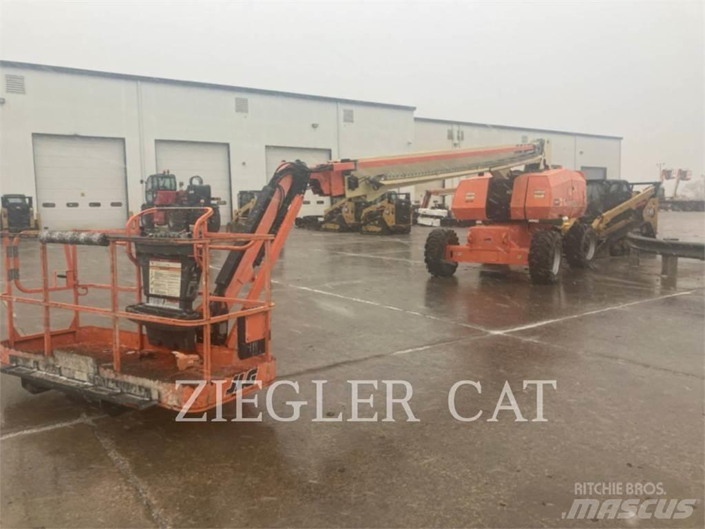 JLG 860SJ ブームリフト　屈伸型