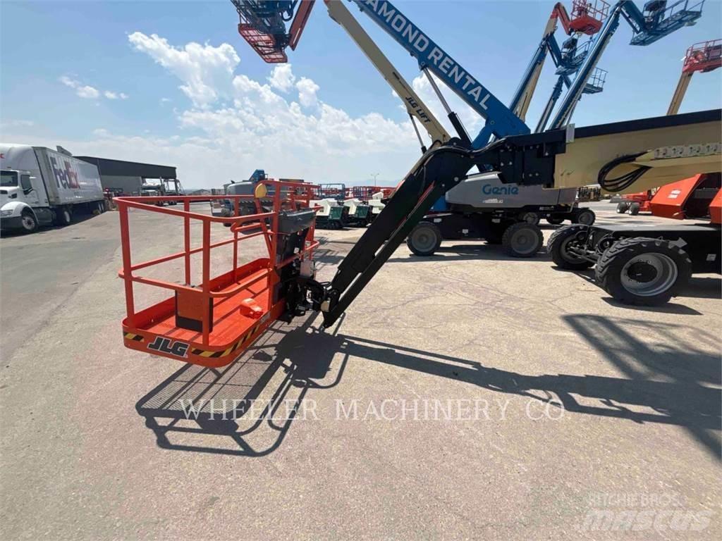 JLG 860SJ ブームリフト　屈伸型