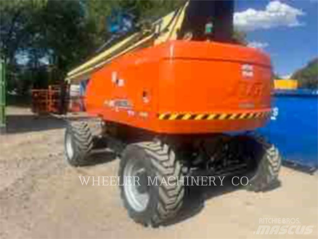 JLG 860SJ ブームリフト　屈伸型