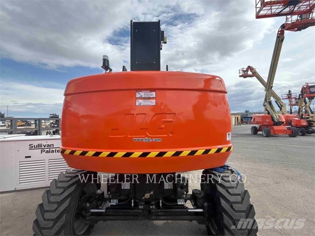 JLG 860SJ ブームリフト　屈伸型