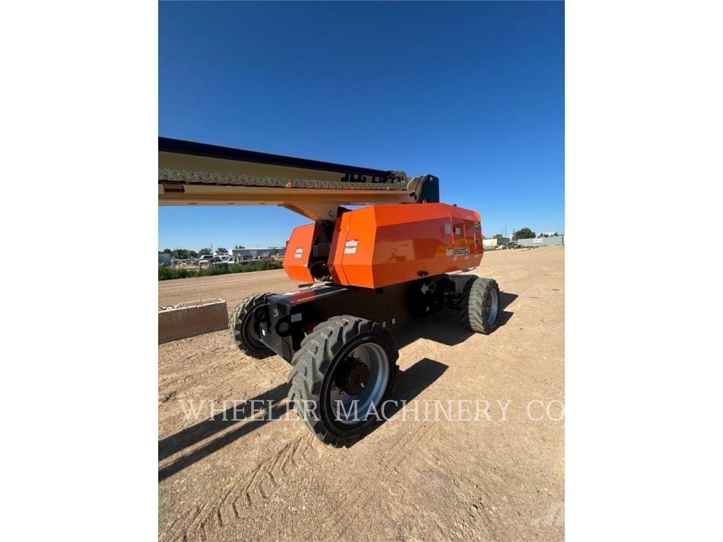 JLG 860SJ ブームリフト　屈伸型