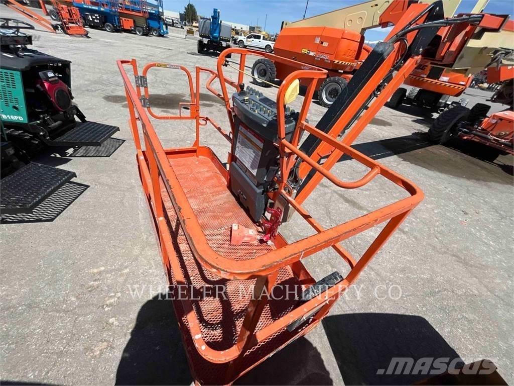 JLG 860SJ SP ブームリフト　屈伸型