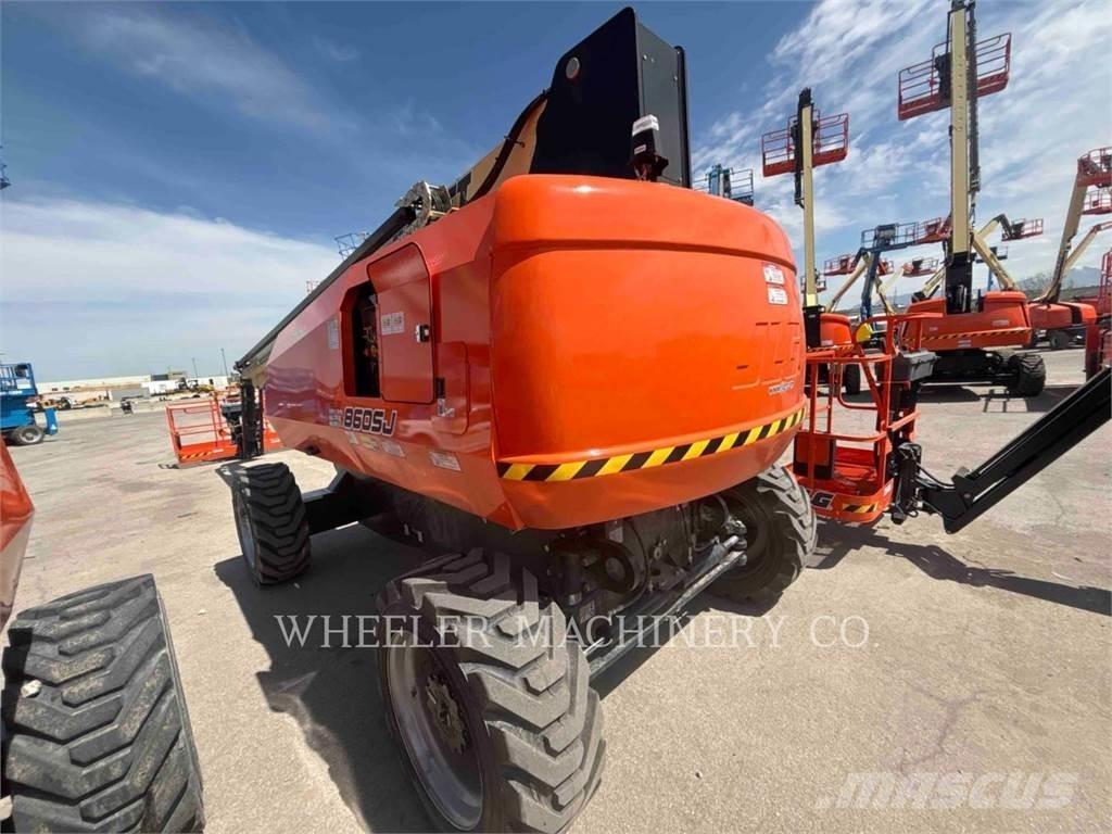 JLG 860SJ SP ブームリフト　屈伸型