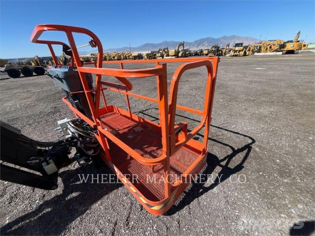 JLG 860SJ SP ブームリフト　屈伸型