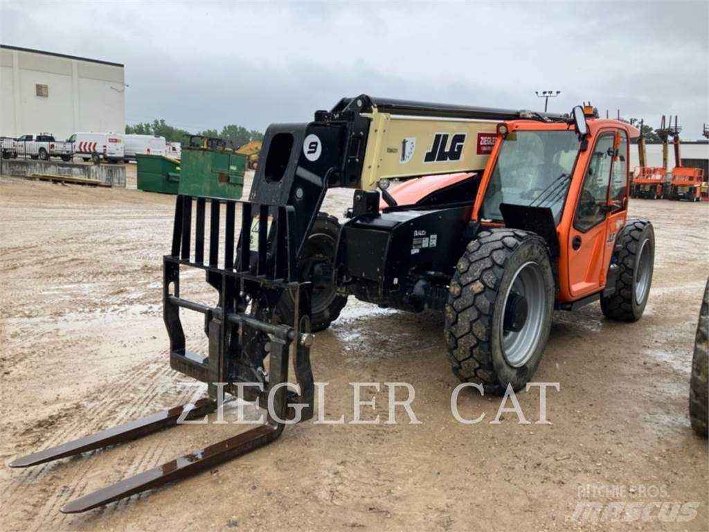 JLG 943 テレスコーピックハンドラー