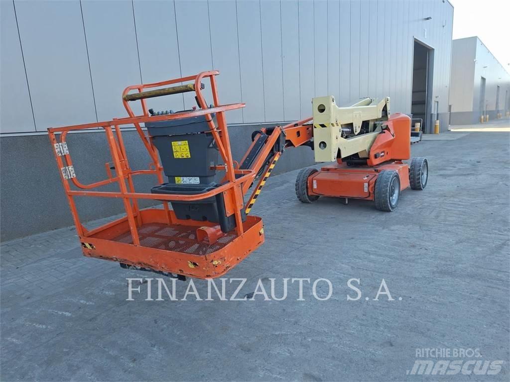 JLG BLANCO テレスコーピックハンドラー